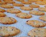 Une image de l'étape 6 de Biscuits aux graines et au parmesan.