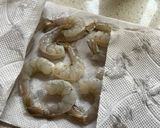 Foto del paso 2 de la receta: Camarones al ajillo