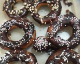 A picture of step 4 of Donuts.