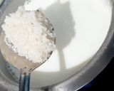 A picture of step 2 of Mango Kheer.