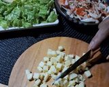 Foto langkah ke 2 dari resep Salad Crab Stick Segar.