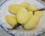 A picture of step 2 of Buttered Paprika Potatoes.