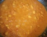 A picture of step 3 of Mushroom masala with parantha.