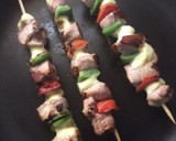 Foto del paso 2 de la receta: Brochetas