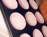 A picture of step 4 of Redvelvet cupcakes.