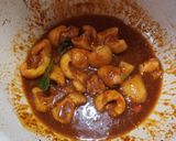 Foto langkah ke 5 dari resep 655. Kikil Mercon.