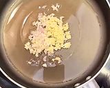 Hình bước làm 5 của món Hủ tíu sa tế nai (phiên bản không cay)