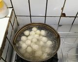 Foto langkah ke 3 dari resep Cilok kuah kacang.