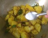 पुदिना पुरी आणि बटाट्याची भाजी (pudina puri ani batatyachi bhaji recipe in marathi) रेसिपी स्टेप 5 फोटो 
