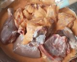 A picture of step 1 of Bohri fried chicken.