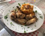 Foto del paso 8 de la receta: Alas de pollo con ajos y vino con rehogado de col