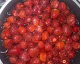 عکس مرحله 3 از دستور مربای توت فرنگی