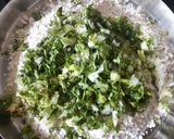 A picture of step 2 of Coriander mint chutney.