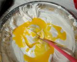 Foto langkah ke 3 dari resep Bolu loreng putih telur.