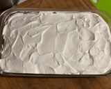 A picture of step 7 of Chessmen Banana Pudding Pie.