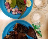Foto langkah ke 1 dari resep Mangut ikan asap (pari asap).