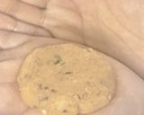 A picture of step 3 of Aloo tikki.