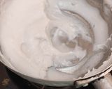 Foto langkah ke 5 dari resep Bubur Sumsum Lembut dan Gurih.