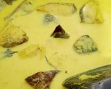 Foto langkah ke 6 dari resep Gulai ikan tongkol daun ubi.