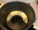 Une image de l'étape 2 de Galette pommes, poire, chocolat (sans oeufs) et ses chips de pelures de pommes.