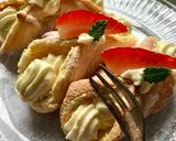 A picture of step 5 of Soft cannoli with lemon mousse.