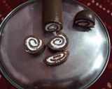 बाॅरबाॅन बिस्कुट स्वीस रोल(Bourbon biscuit swiss roll recipe in Hindi) रेसिपी चरण 7 फोटो