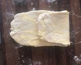 A picture of step 6 of Apple turnovers.