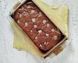 Foto langkah ke 4 dari resep Fudgy Brownies.