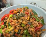 รูปขั้นตอนการทำที่ 5 ของ ผัดเผ็ดหมูสับ