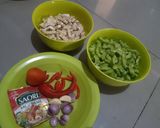 Foto langkah ke 1 dari resep Tumis pare tempe.
