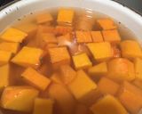 Foto del paso 1 de la receta: Sopa de calabaza cremosa