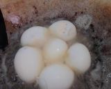 Foto langkah ke 2 dari resep Semur telur merah.