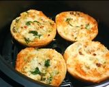 A picture of step 7 of Crispy Cheesy Garlic Bun.
