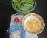 Foto langkah ke 1 dari resep Sayur Bening Bayam Jagung simple dan segar.