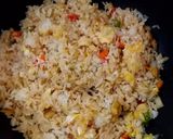 รูปขั้นตอนการทำที่ 6 ของ ข้าวผัดกุ้ง