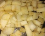 Foto del paso 11 de la receta: Queque yogurt, manzana caramelizada, plátano, almendra y nueces