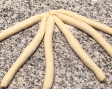Foto del paso 7 de la receta: Pan trenzado (Jalá)
