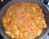 Foto del paso 3 de la receta: Arroz con tomate y pavo al horno