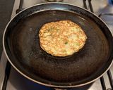 A picture of step 8 of Okonomiyaki (Japanese savoury pancakes).