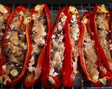 Foto del paso 3 de la receta: Pimientos italianos rellenos de champiñones y queso feta