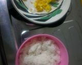 Foto langkah ke 1 dari resep Nasi goreng telur kecap inggris.