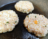 Foto del paso 3 de la receta: Hamburguesas de arroz y atún