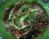 Foto langkah ke 5 dari resep Pindang tongkol cabe ijo.