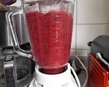Foto del paso 2 de la receta: Jugo de mora menta y frambuesa (tipo restaurante)