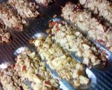 Foto del paso 5 de la receta: Barritas de avena c/trozos de manzana roja