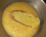 Foto del paso 4 de la receta: Toñorrijas (las torrijas de la abuela de siempre)