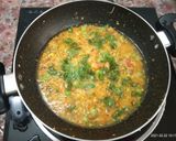 A picture of step 2 of Masala oats.