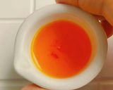 Foto langkah ke 5 dari resep Saffron Panna Cotta.
