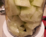 Foto del paso 4 de la receta: Salmón al horno, espárragos verdes y salsa de yogur, pepino y eneldo