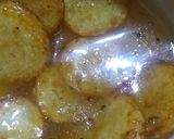 A picture of step 3 of Spinach paneer roll mix match chat.